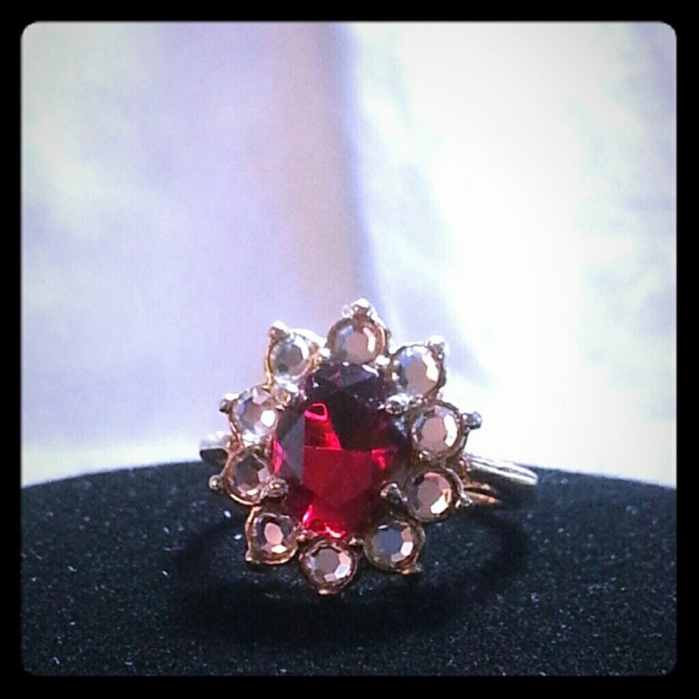 Ruby red Rhinestone Princess Di style Halo costume ring sz 6.5
